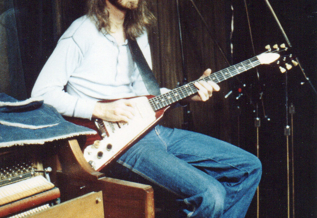 Jeff-Sitting,-Playing