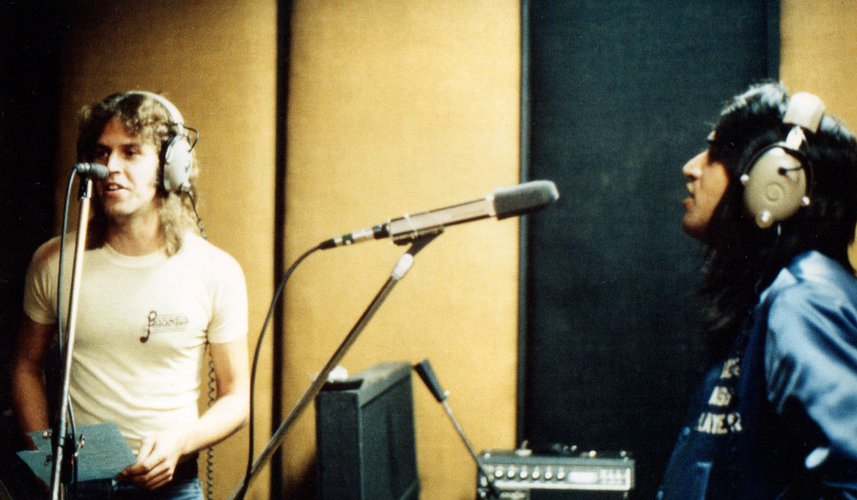 John-And-Max-Singing